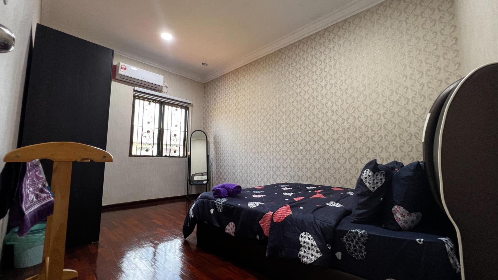 Yb Guest House 4 Bilik 5 Katil Chukai Exterior foto