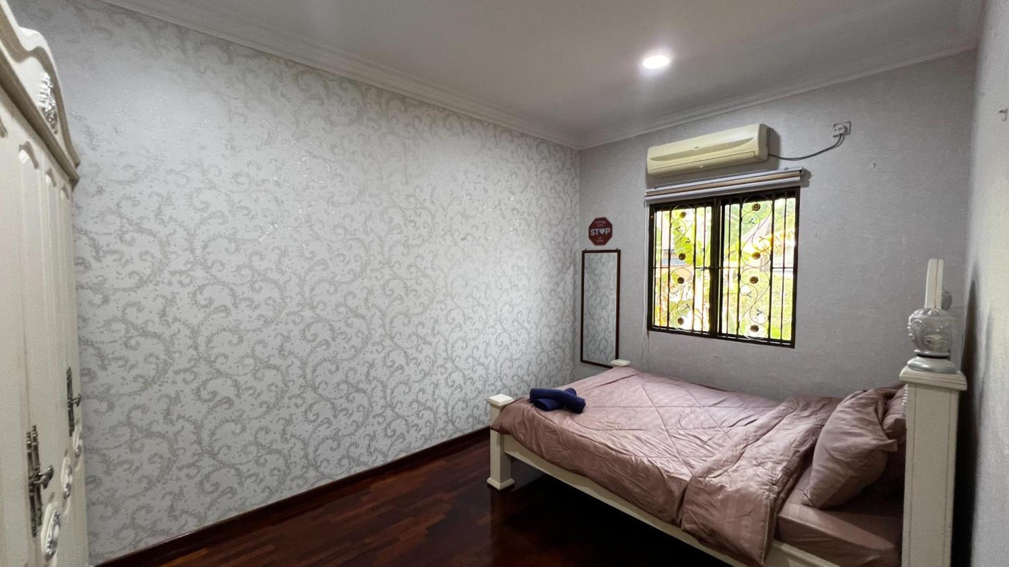 Yb Guest House 4 Bilik 5 Katil Chukai Exterior foto