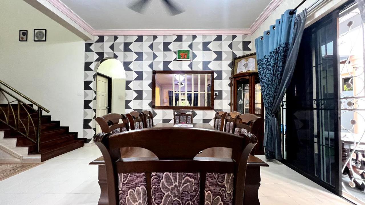 Yb Guest House 4 Bilik 5 Katil Chukai Exterior foto