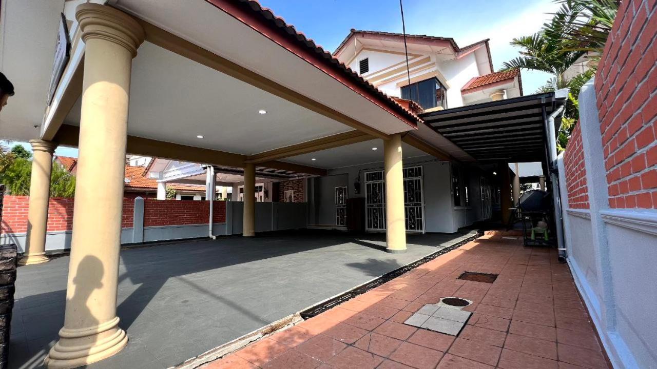 Yb Guest House 4 Bilik 5 Katil Chukai Exterior foto