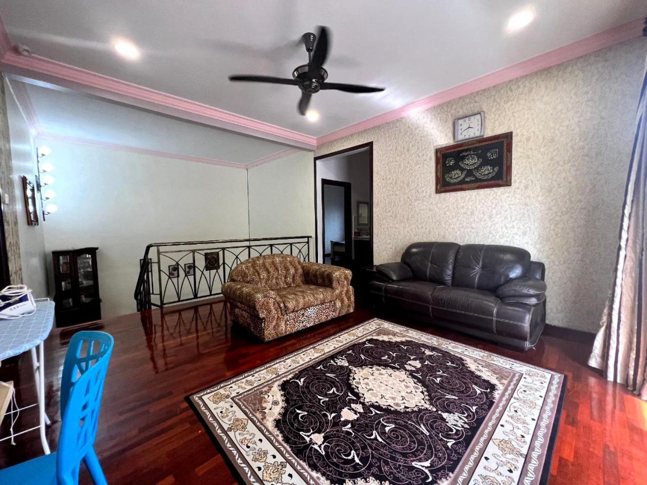 Yb Guest House 4 Bilik 5 Katil Chukai Exterior foto
