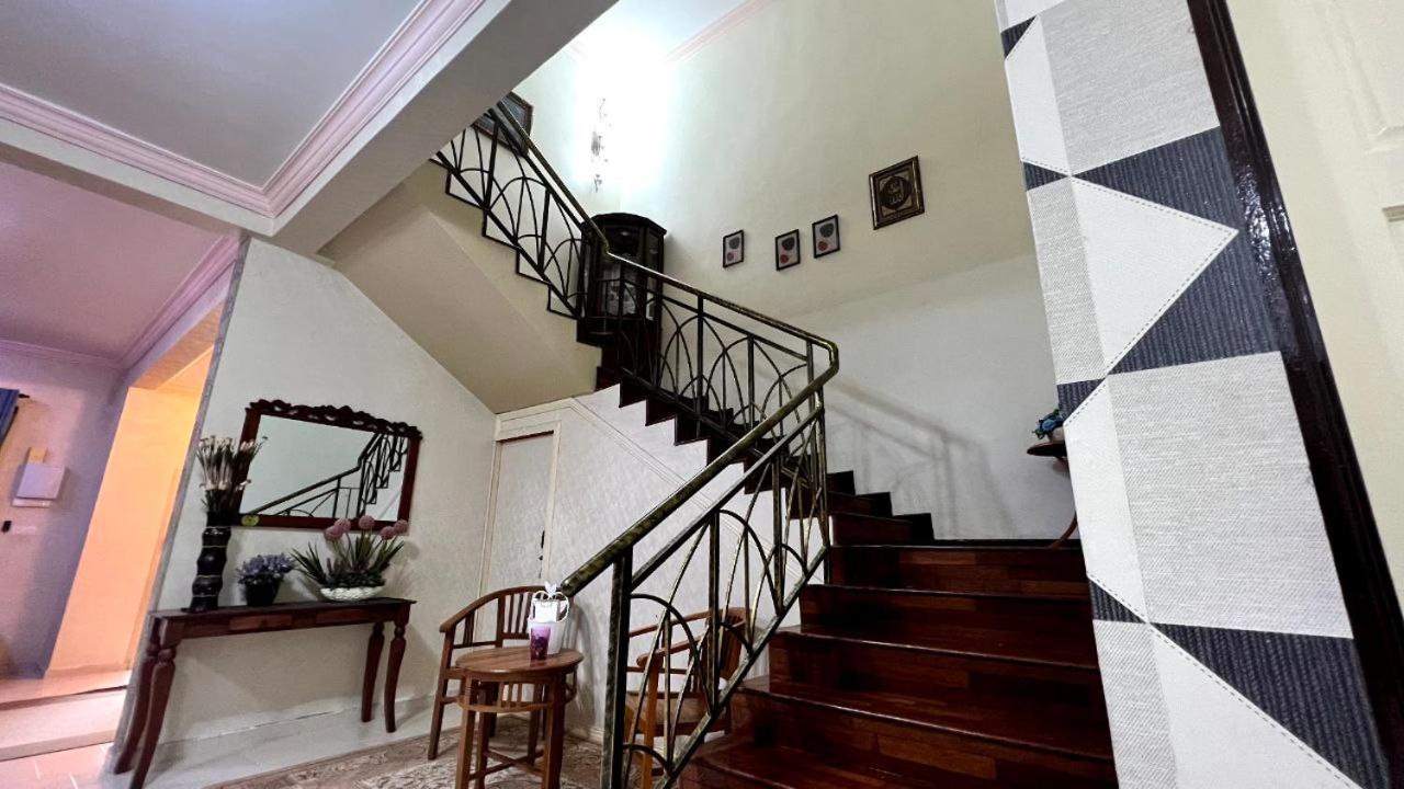 Yb Guest House 4 Bilik 5 Katil Chukai Exterior foto