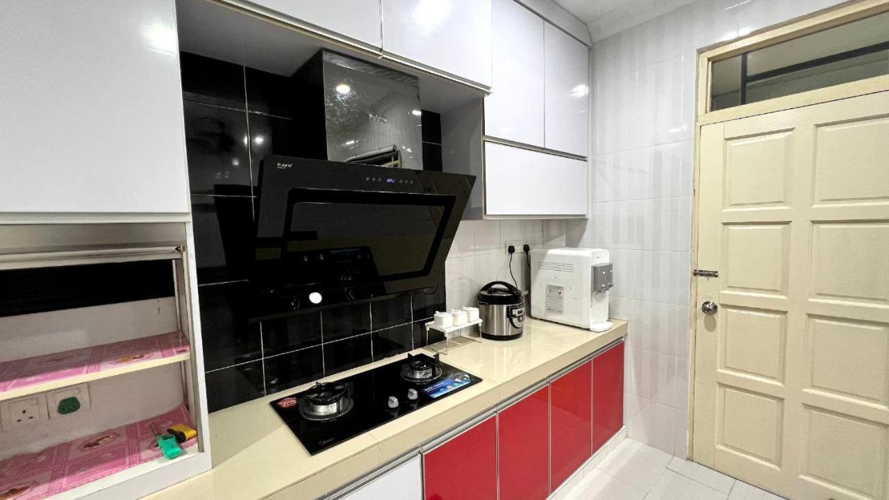 Yb Guest House 4 Bilik 5 Katil Chukai Exterior foto